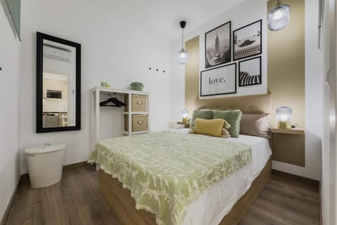 Bonito Apartamento en Ronda Sant Pau Apartment in Barcelona