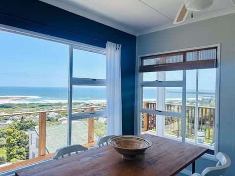 The Hill Top Lodge, 2 Bedroom House House in Cape Town