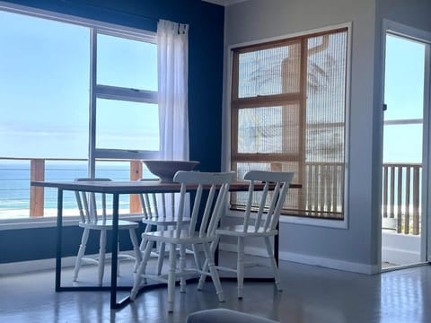 The Hill Top Lodge, 2 Bedroom House House in Cape Town