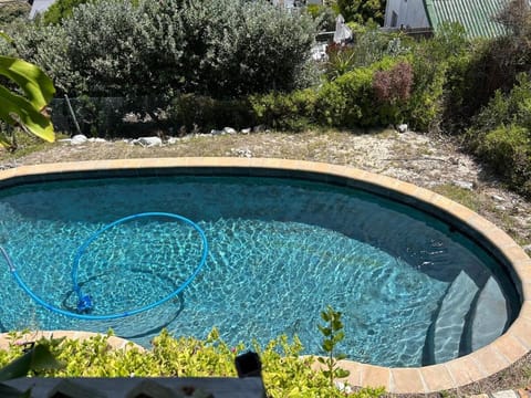 The Hill Top Lodge, 2 Bedroom House House in Cape Town