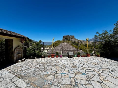 Spring, Garden, Balcony/Terrace, Garden view