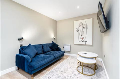 The Executive Retreat 3Bed2Bath 55inch TV Central Leeds Apartment in Leeds