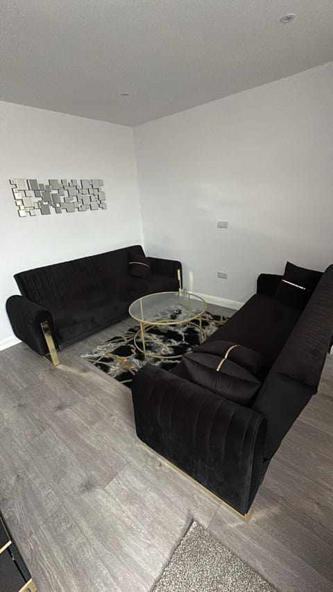 Abena' Villa Vacation rental in England