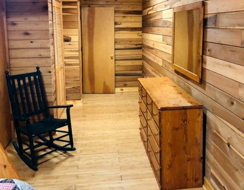 Rustic Cabin Rental in the Wilderness near Beckley, West Virginia Cabin in Hico