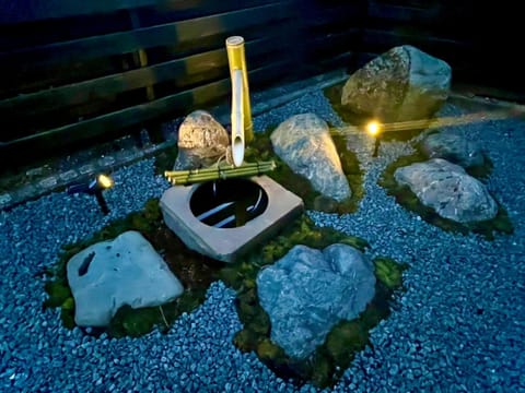Night, Garden