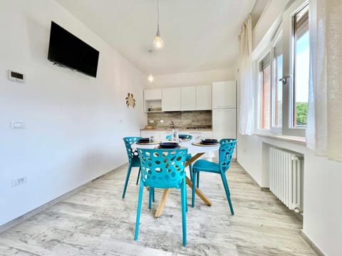 TV and multimedia, Dining area