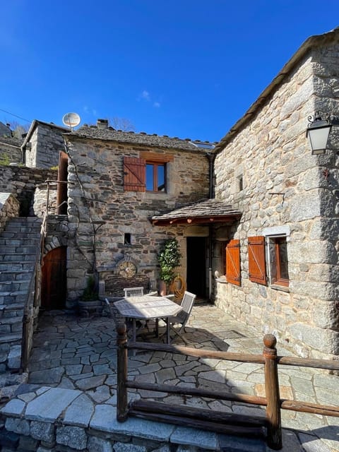 Property building, Patio