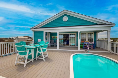 Marlins and Mermaids House in Garden City