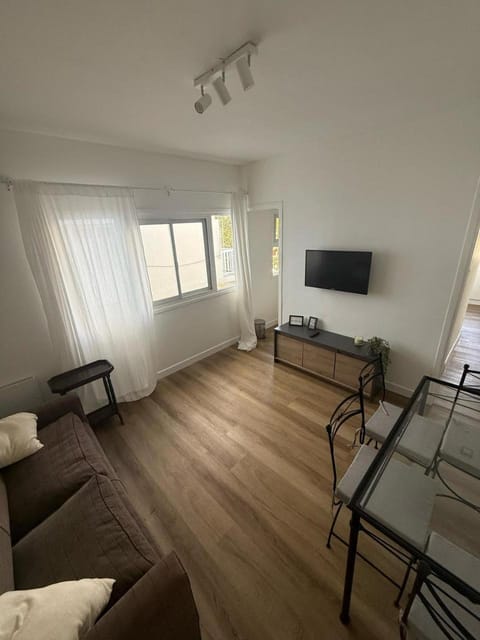 Communal lounge/ TV room, TV and multimedia, Living room, Photo of the whole room, Seating area