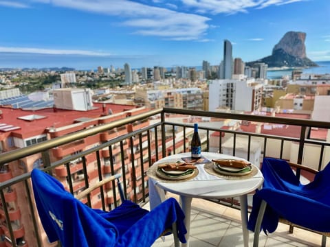 Nearby landmark, Balcony/Terrace, City view