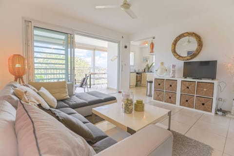 Communal lounge/ TV room, TV and multimedia, Living room, Other, Seating area