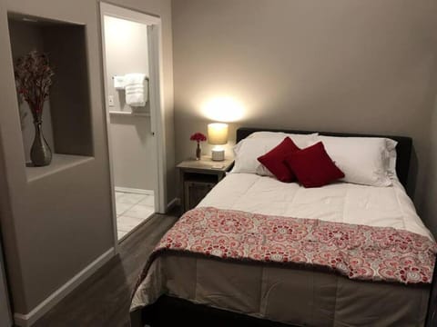 North Valley Studio - Near Balloon Fiesta Park Apartment in Rio Rancho