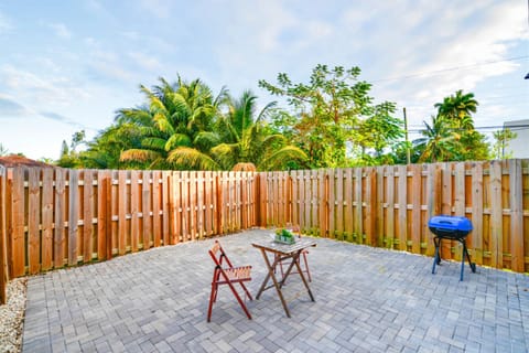 Patio, BBQ facilities, Seating area