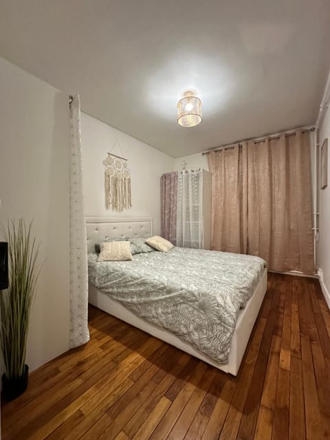 Charmant Appartement F2 Apartment in Île-de-France