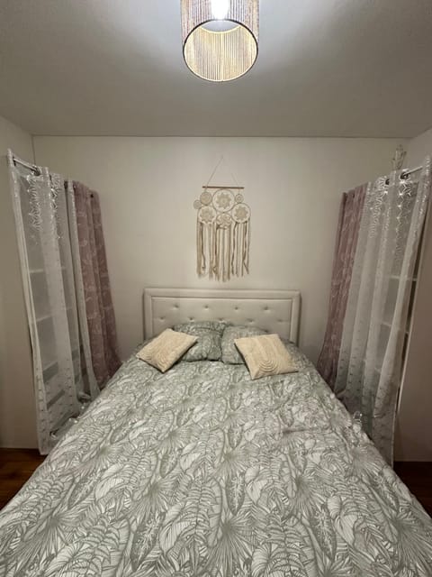 Charmant Appartement F2 Apartment in Île-de-France