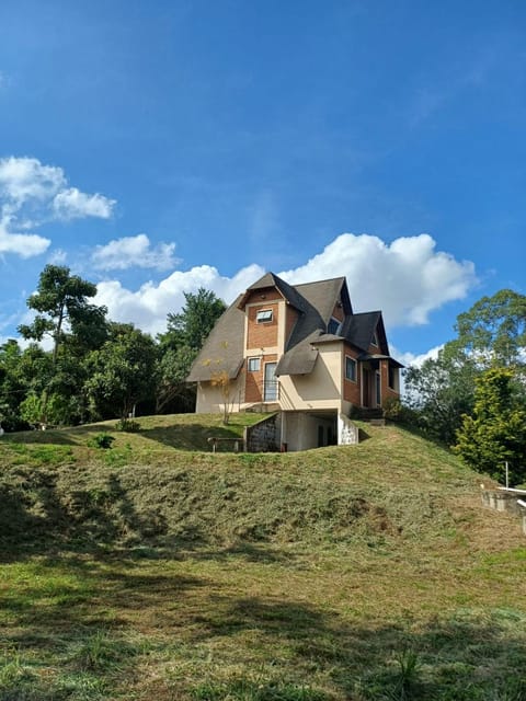 Sítio Videira - lugar de descanso Chalet in State of Rio de Janeiro