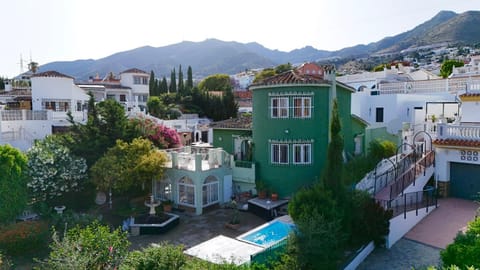 Authentic Andalusian Boho Villa - Pool - Garden-BBQ- 7 Guests Villa in Benalmadena