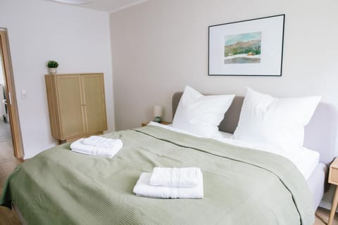 Bed, Photo of the whole room, Bedroom, Family, towels, wardrobe, laundry