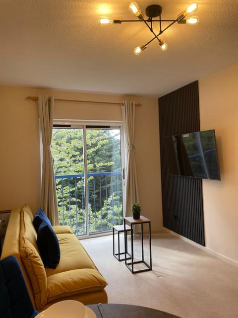 Communal lounge/ TV room, TV and multimedia, Living room, Photo of the whole room, Seating area, Evening entertainment