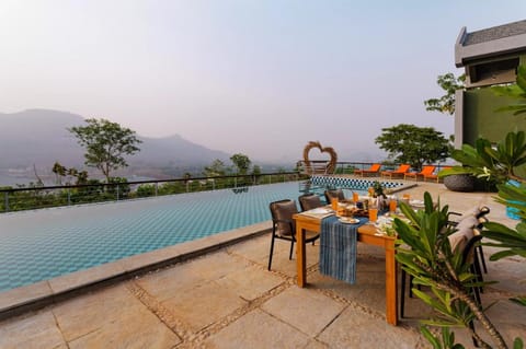Natural landscape, Mountain view, Pool view, Swimming pool