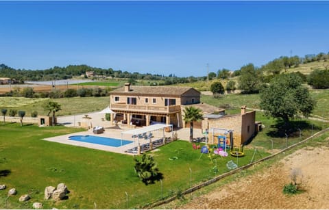 Property building, Garden, Garden view, Mountain view, Pool view, Swimming pool, sunbed