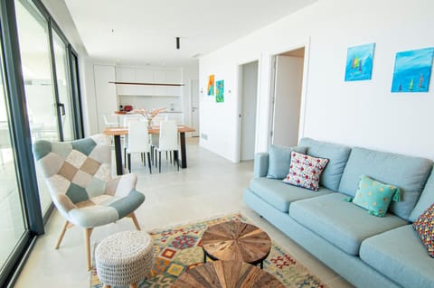 Living room, Lounge or bar