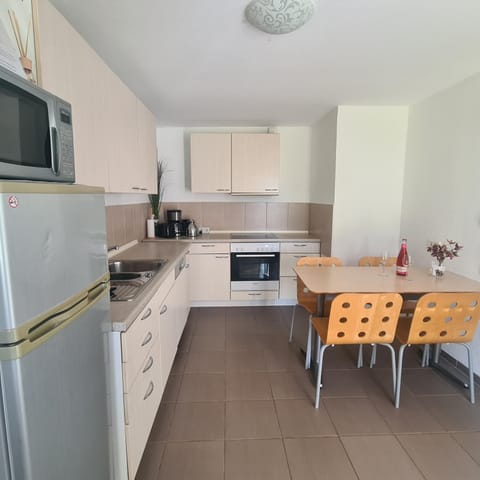 Haus hinter dem Deich Apartment in Husum