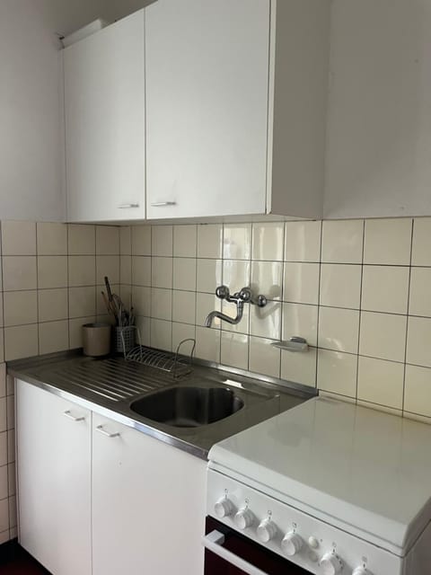 A cute room with 1,5 bed in shared flat Bed and Breakfast in Nidwalden