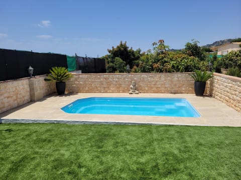 Day, Garden, Garden view, Pool view, Swimming pool, sunbed