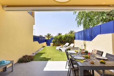 Garden, Dining area