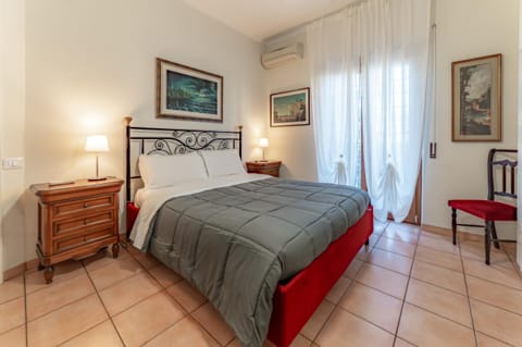 Bed, Photo of the whole room, Bedroom, air conditioner