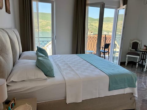 Casa M- Studio Penthouse Seaview #7 - Brand New Apartment in Dubrovnik-Neretva County