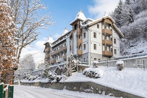 Seehotel Bellevue by keyone Hotel in Zell am See