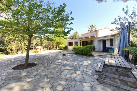 Ecological house with solar electricity House in Ajaccio