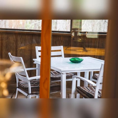 Couples Paradise II - by The Chalets House in Logan