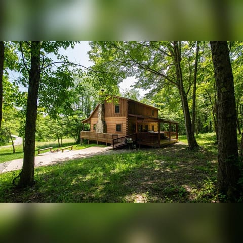 Dogwood - by The Chalets House in Falls Township