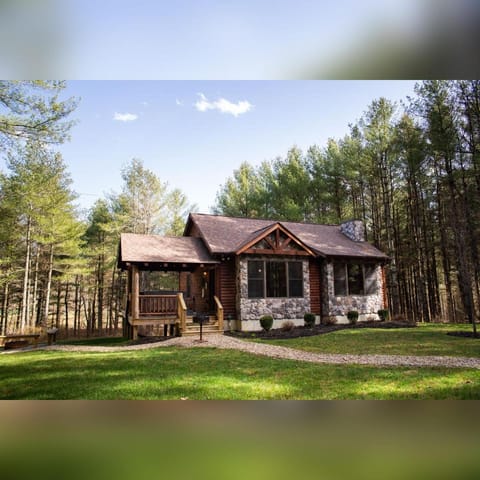 Evergreen - by The Chalets House in Perry Township