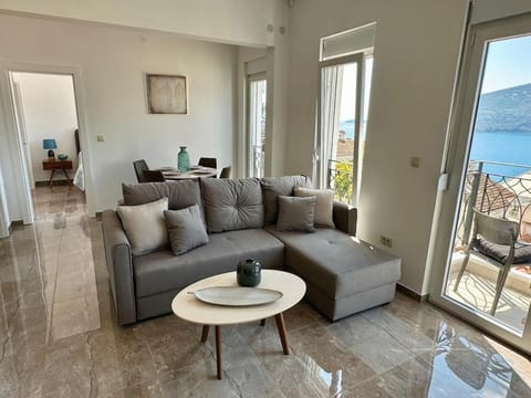 Living room, Sea view