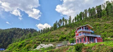 Property building, Natural landscape, Mountain view