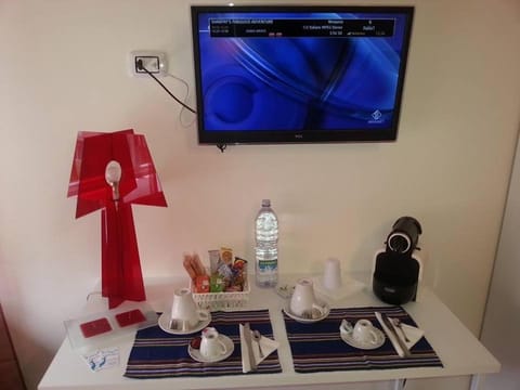 TV and multimedia, Dining area