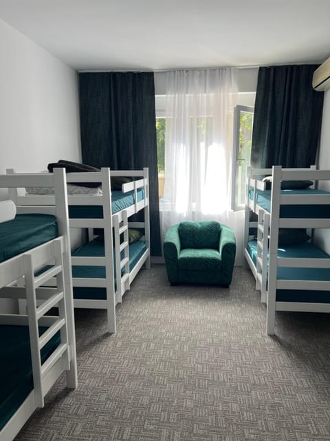 Bed, Bedroom, bunk bed