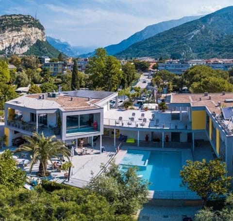 Property building, Nearby landmark, Restaurant/places to eat, Natural landscape, Bird's eye view, Mountain view, Swimming pool, Breakfast
