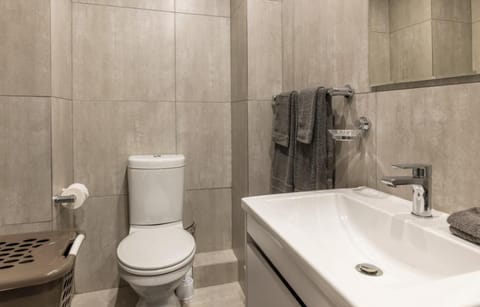 Sussex Mews Luxury Studios Apartment in Cape Town