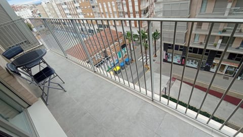 Balcony/Terrace, Street view