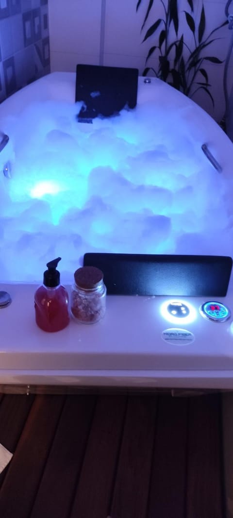 Apartmento com Jacuzzi para DOIS Bingen Petrópolis Apartment in Duque de Caxias