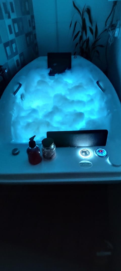 Apartmento com Jacuzzi para DOIS Bingen Petrópolis Apartment in Duque de Caxias