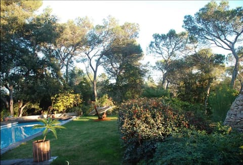 Villa avec piscine et dépendance Villa in Nimes