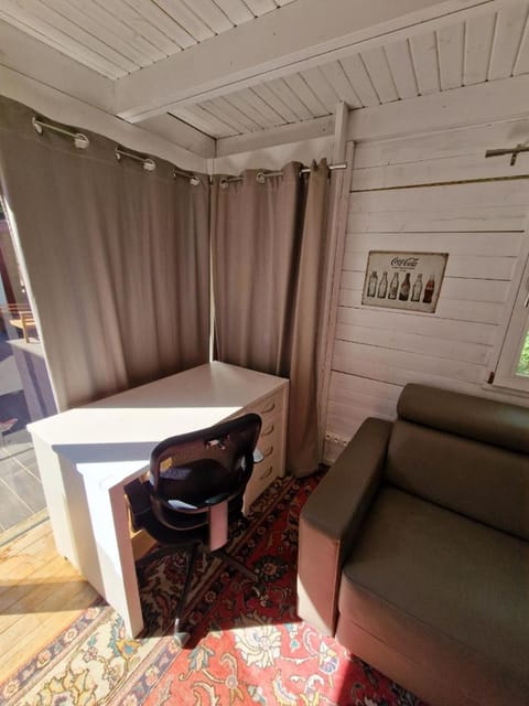 Villa avec piscine et dépendance Villa in Nimes