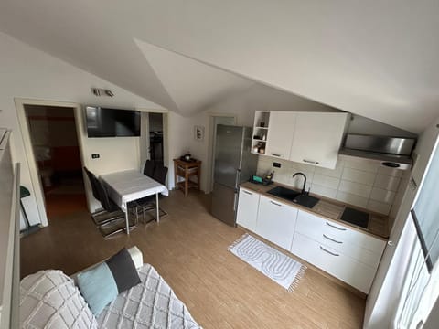 Kitchen or kitchenette, Living room