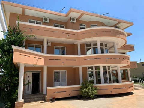 Property building, Day, View (from property/room), Balcony/Terrace